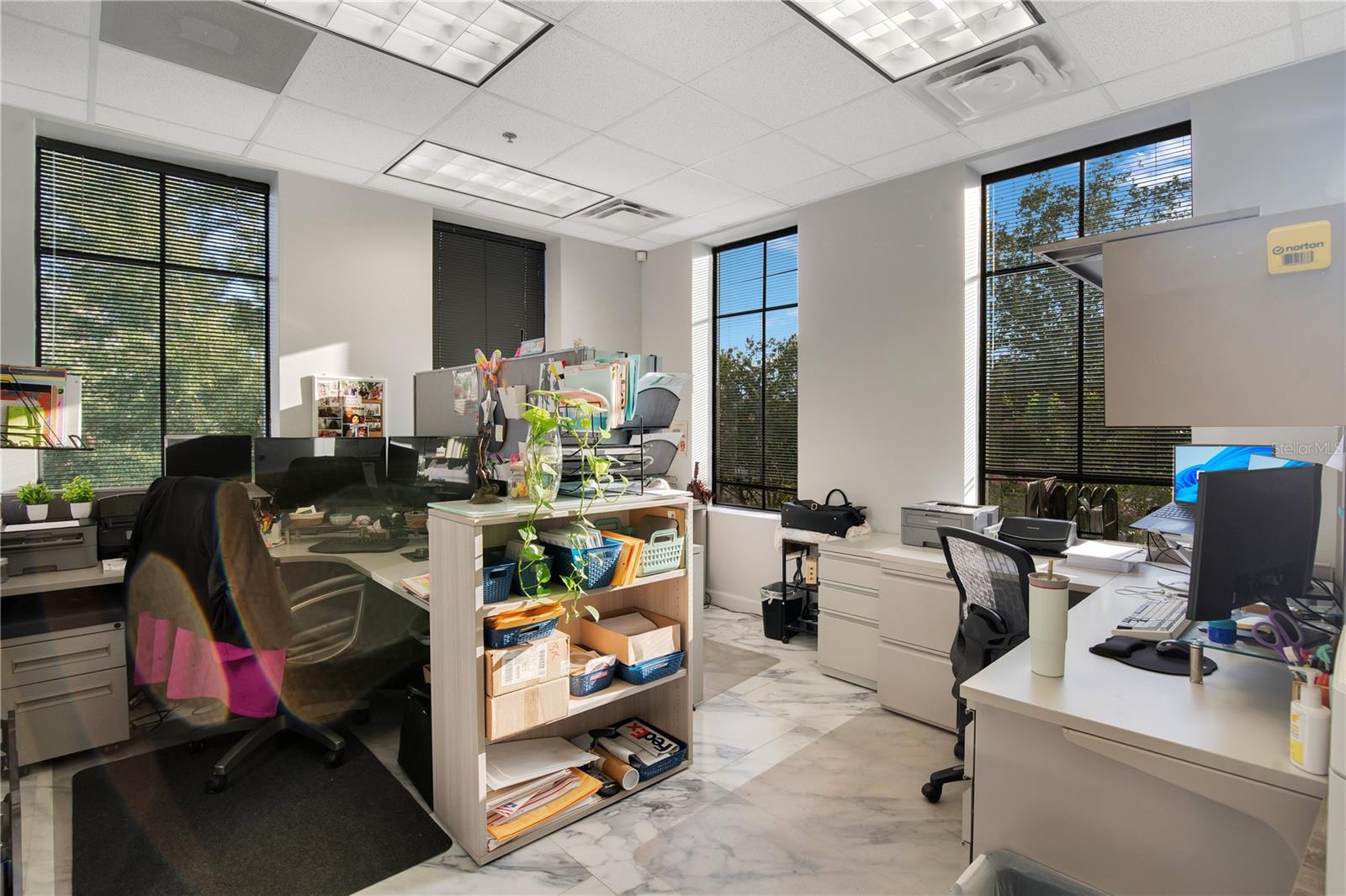 964 LAKE BALDWIN LN #200