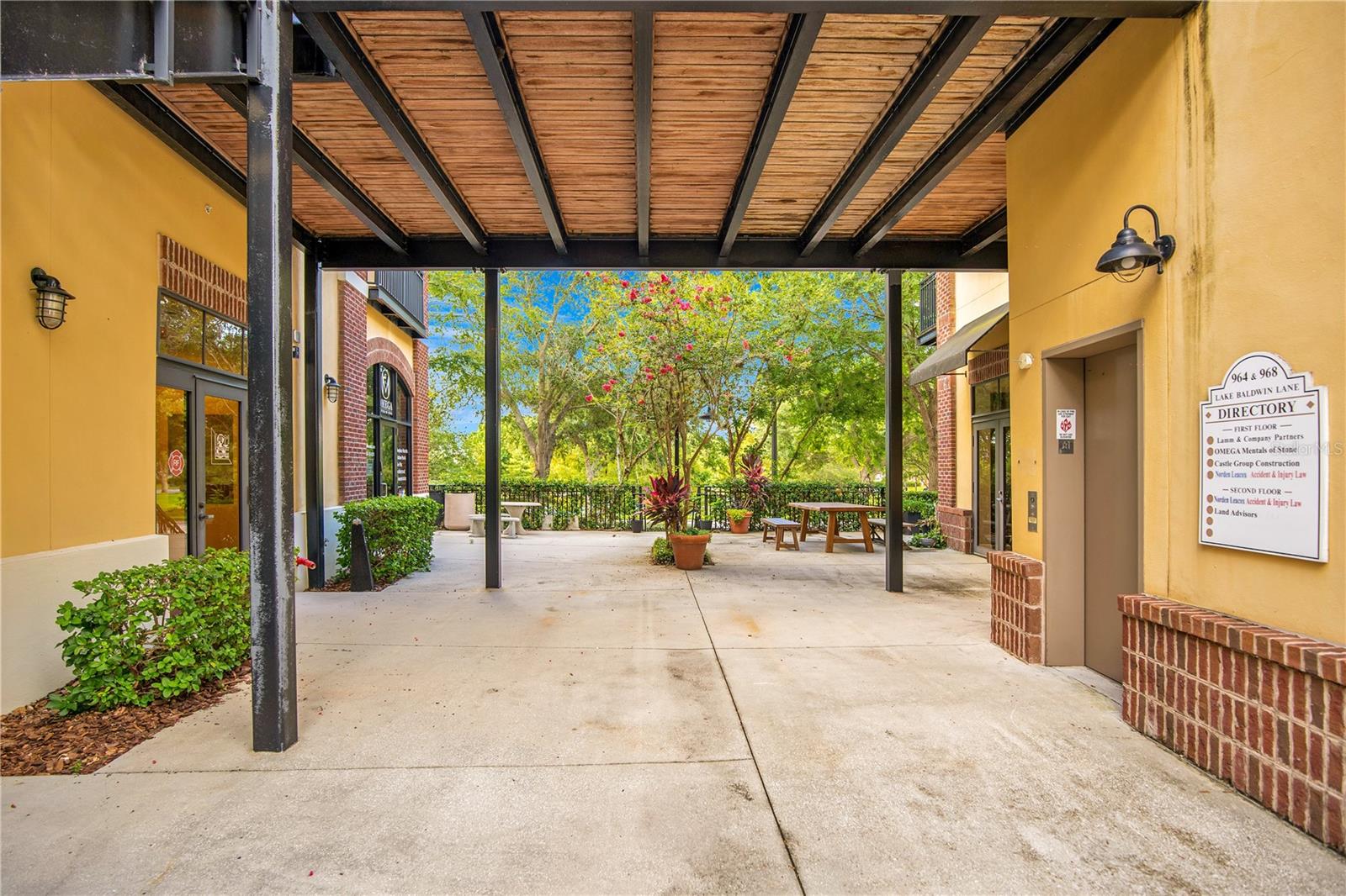 964 LAKE BALDWIN LN #200