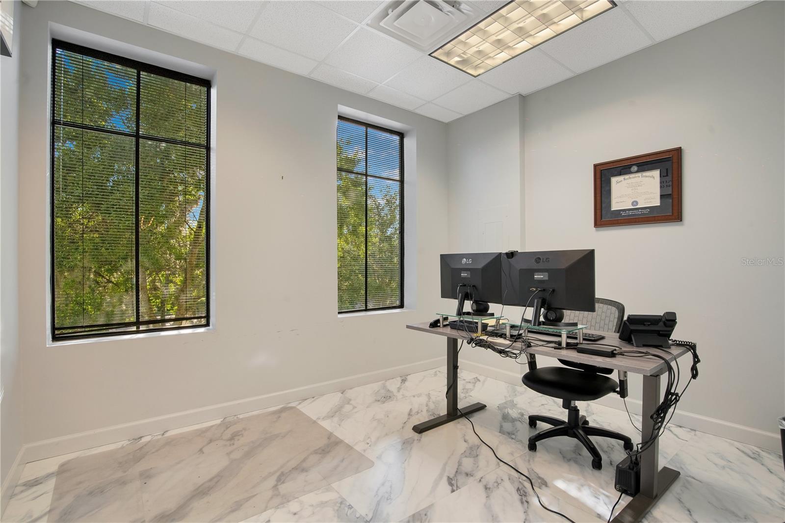 964 LAKE BALDWIN LN #200