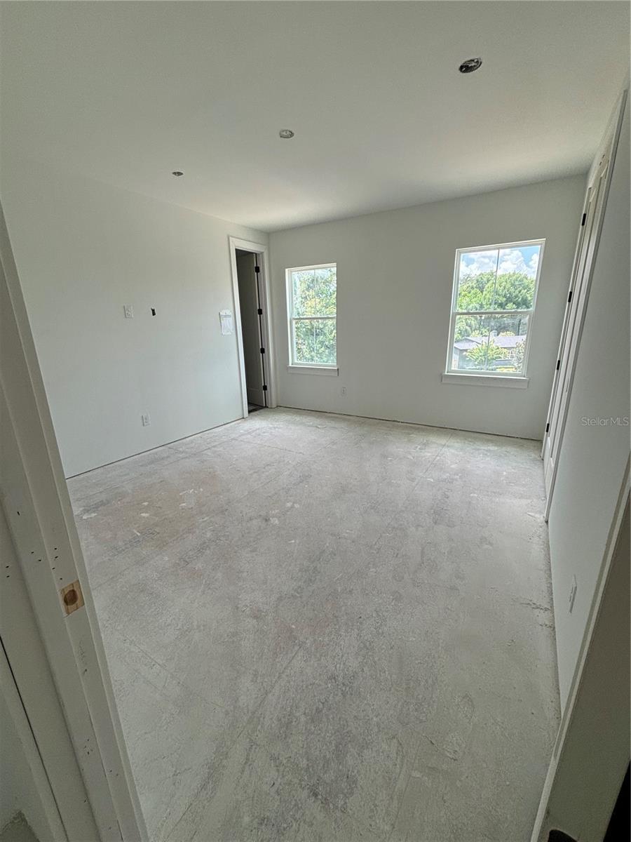 1220 CHRISTY AVE