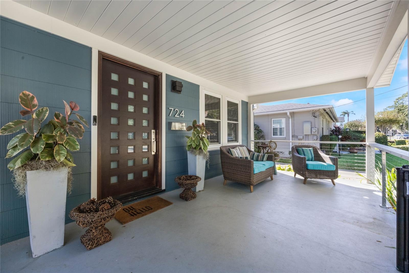 724 W NEW HAMPSHIRE ST