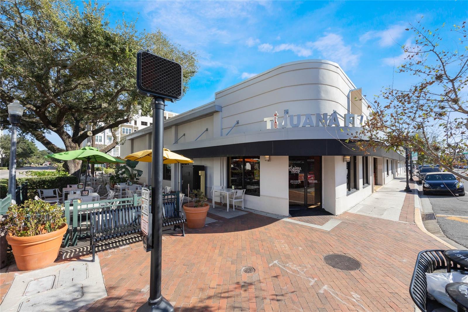 724 W NEW HAMPSHIRE ST