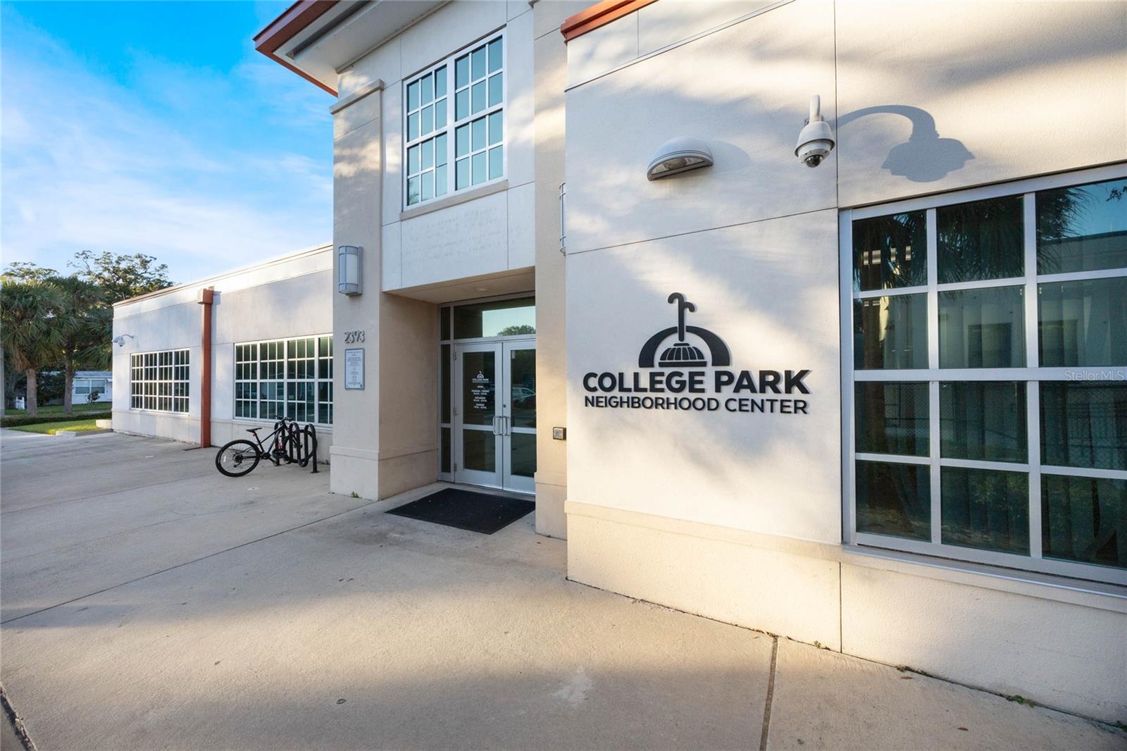 724 W NEW HAMPSHIRE ST