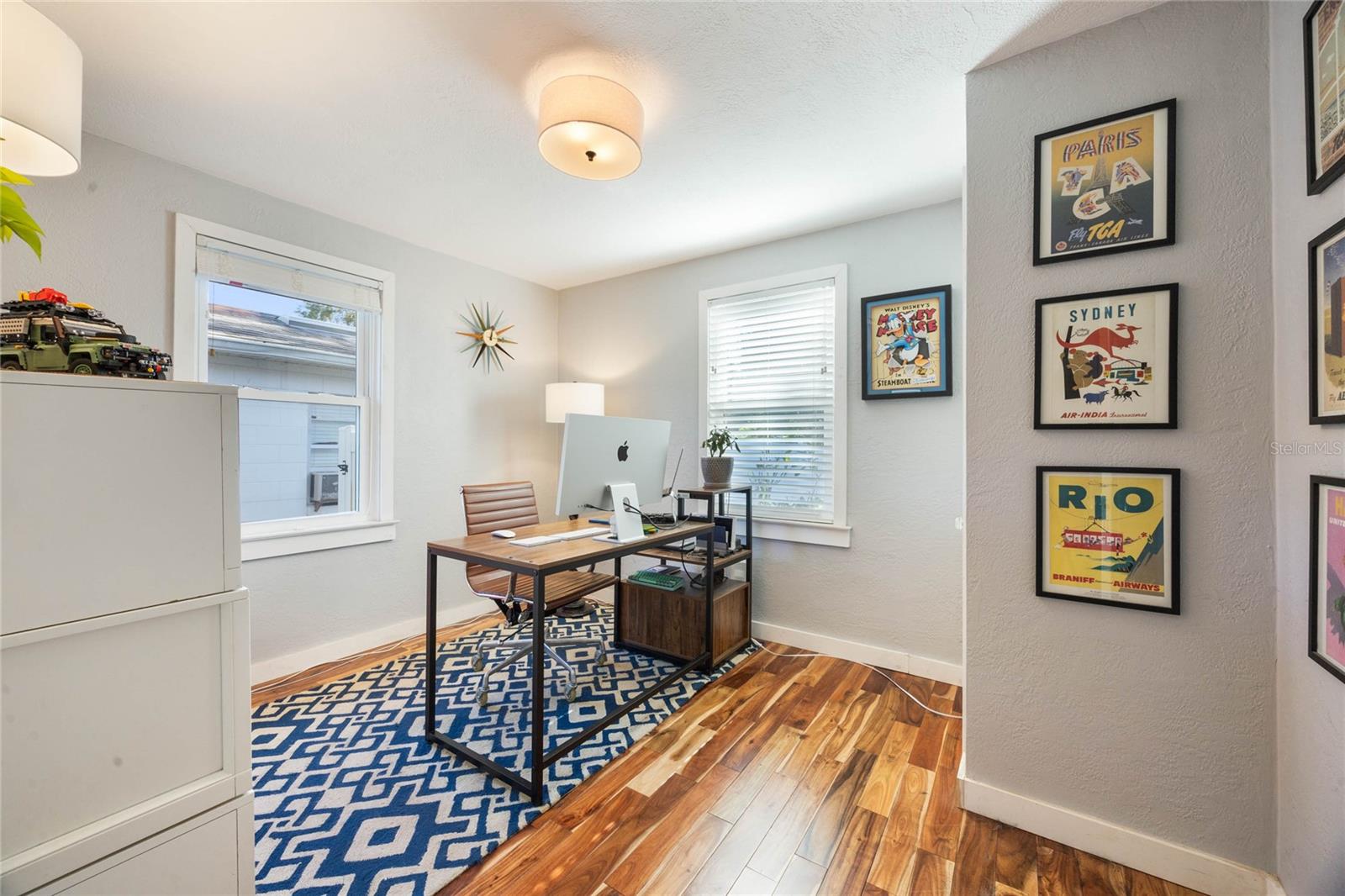 724 W NEW HAMPSHIRE ST