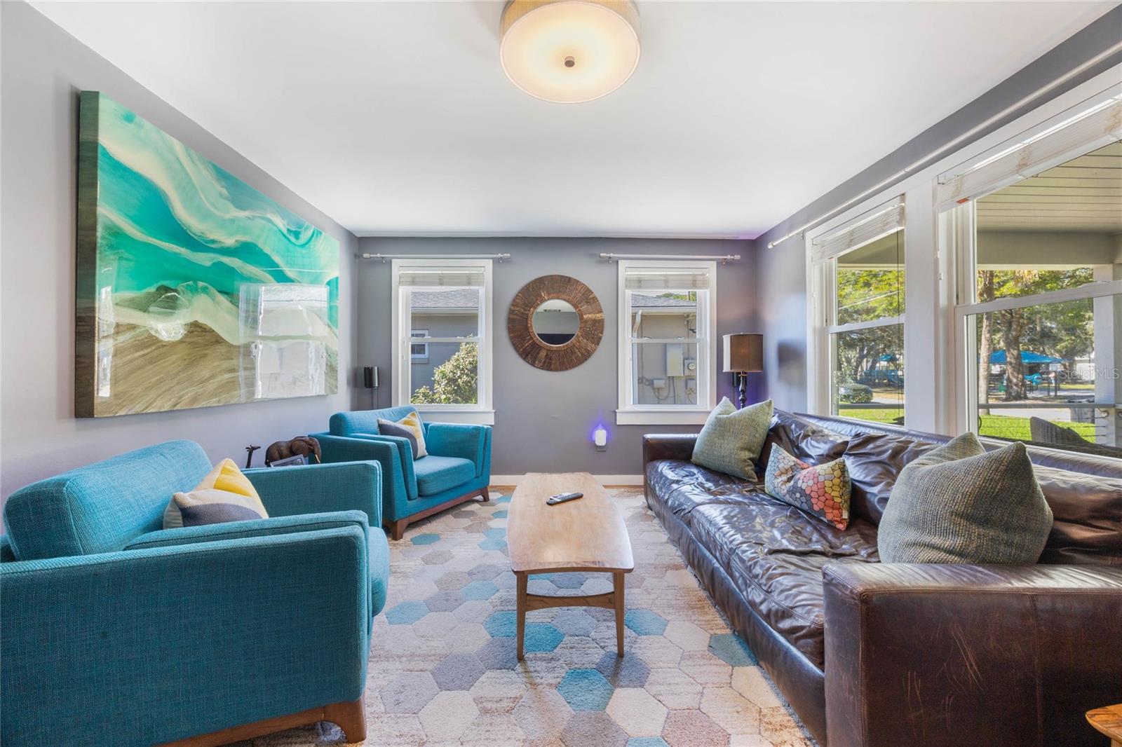 724 W NEW HAMPSHIRE ST