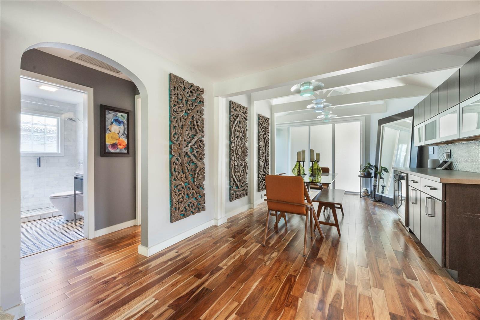 724 W NEW HAMPSHIRE ST