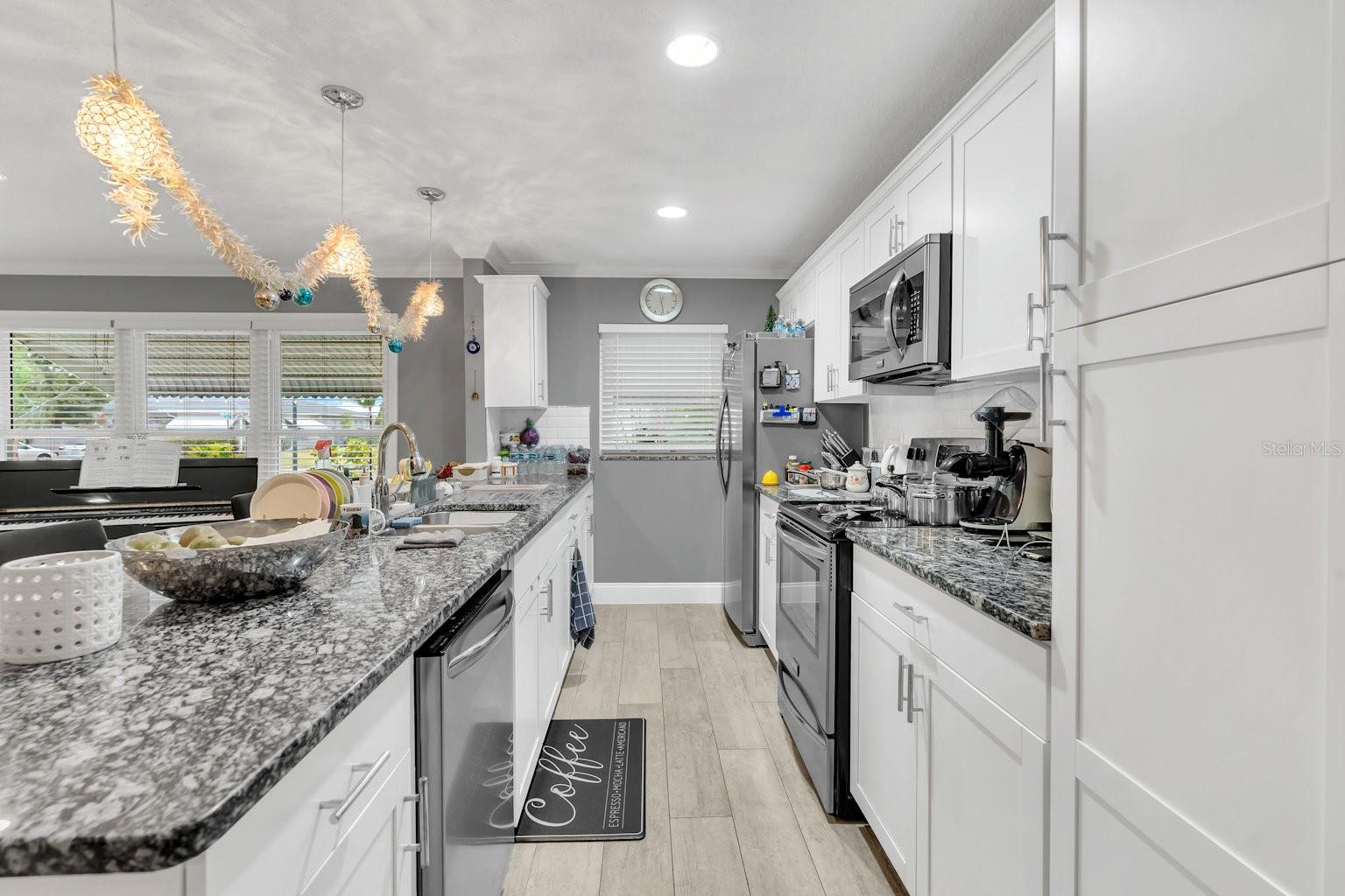 1487 HIGH POINT BLVD #C