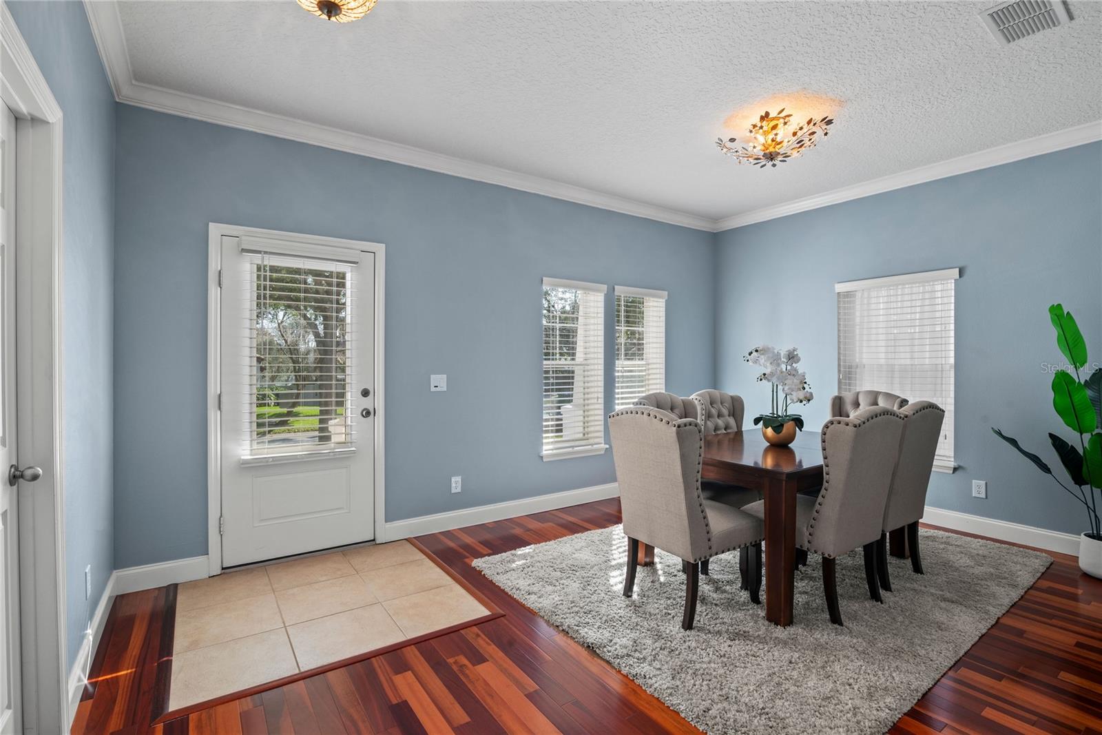 2976 SAINT GEORGE ST