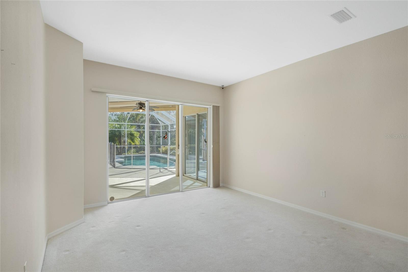 6977 74TH STREET CIR E