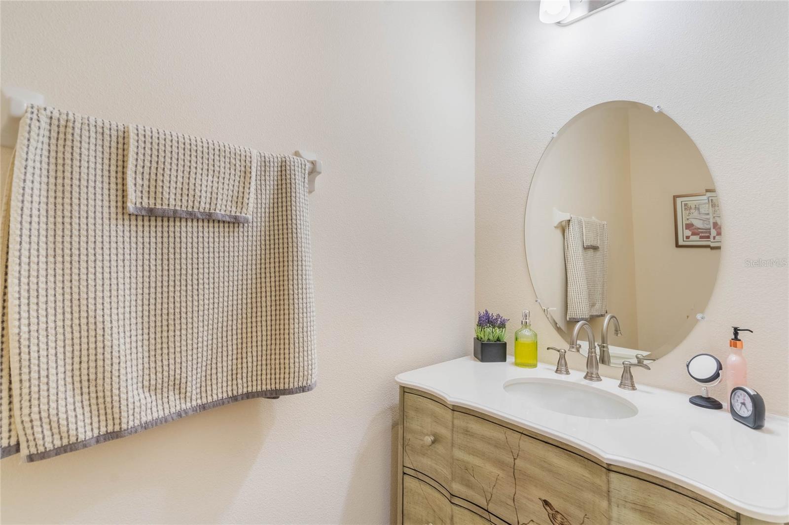 1947 PLANTATION OAK DR