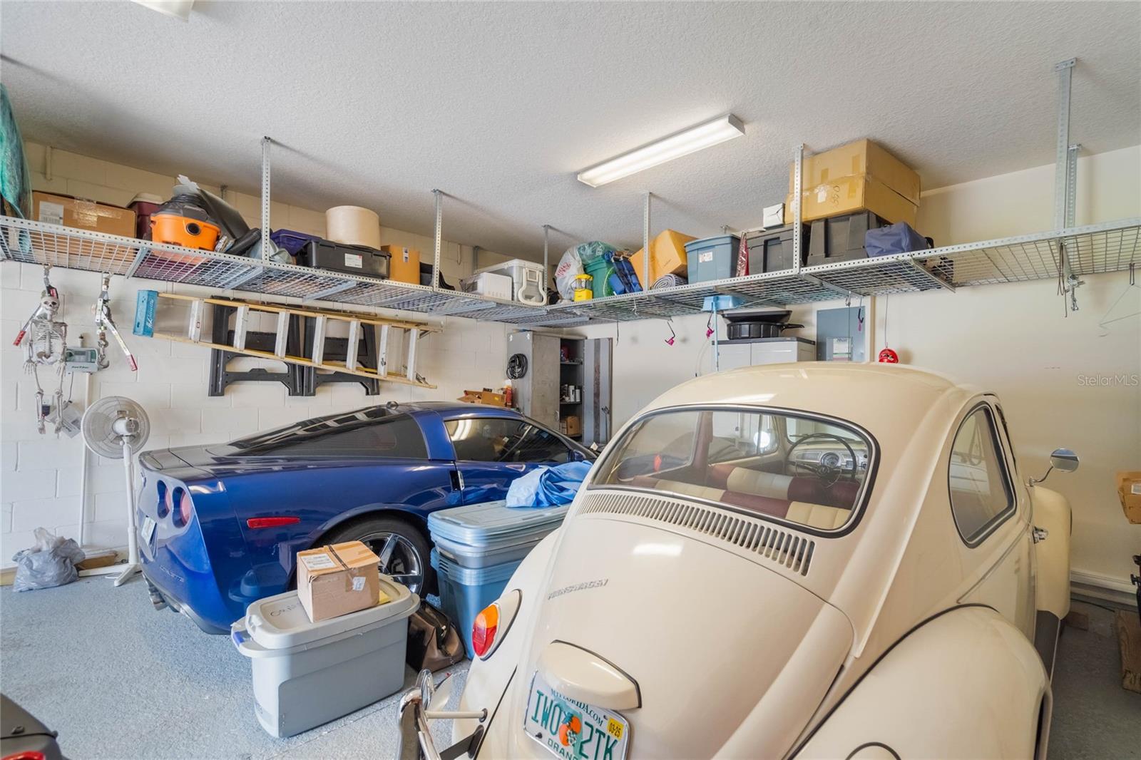 1947 PLANTATION OAK DR