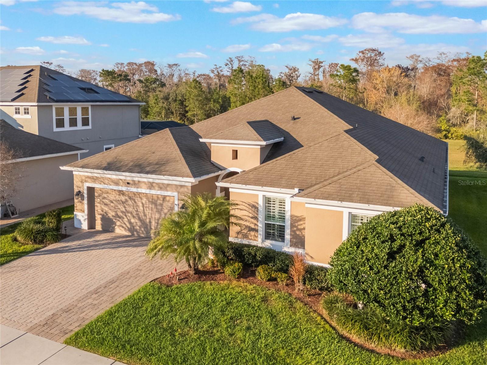 1947 PLANTATION OAK DR