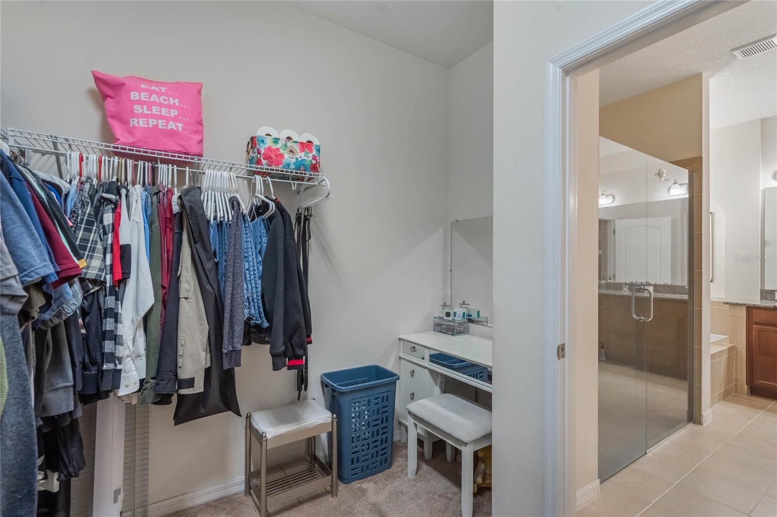 1947 PLANTATION OAK DR