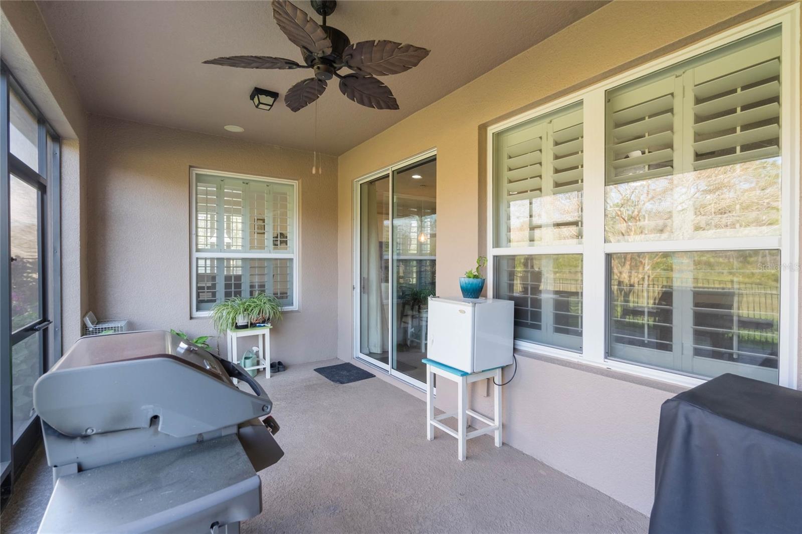 1947 PLANTATION OAK DR