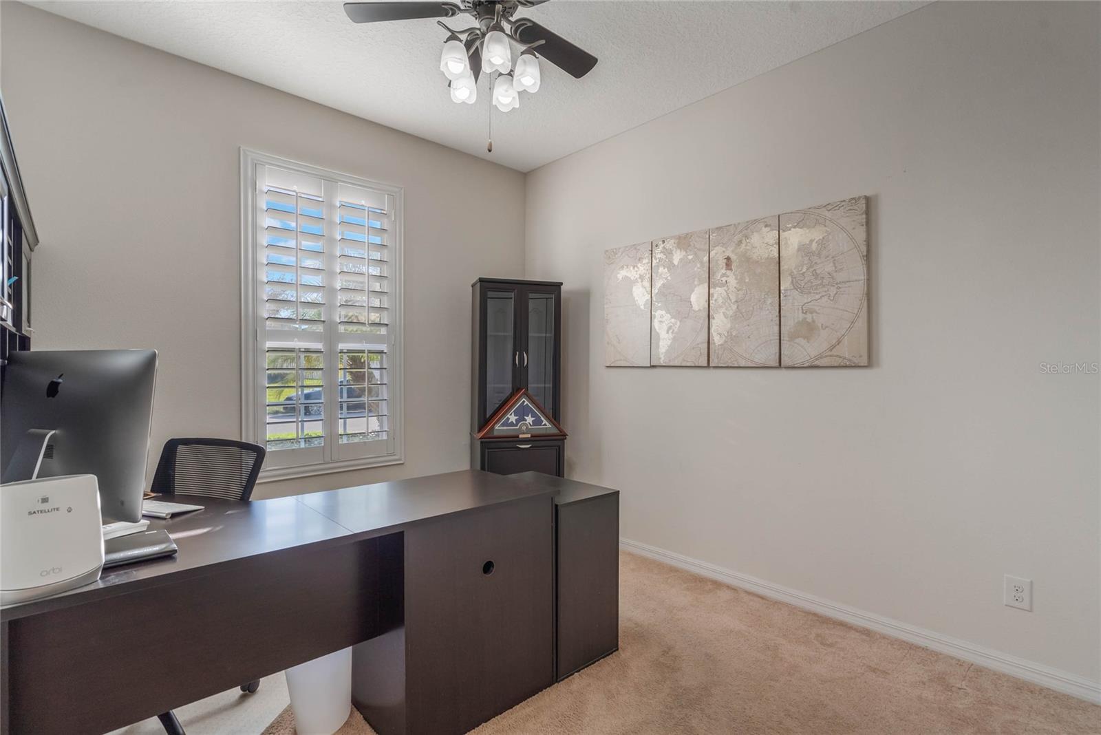 1947 PLANTATION OAK DR