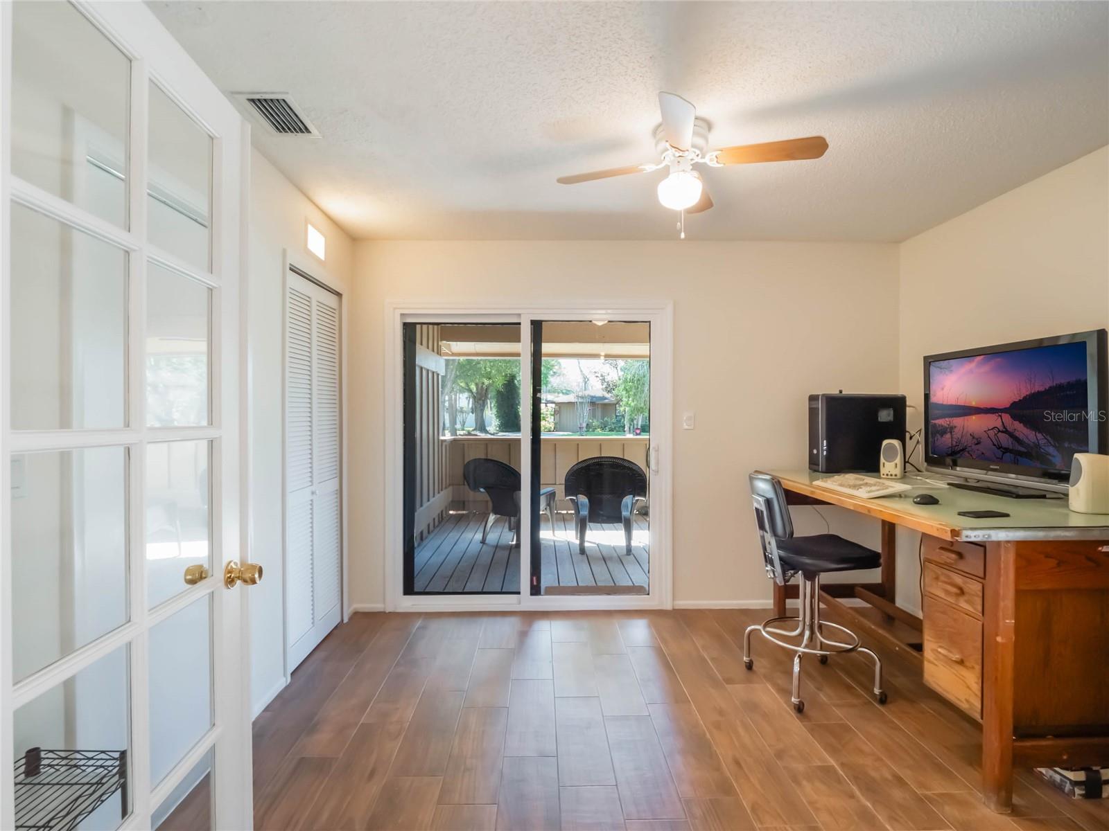 193 HERON BAY CIR #8