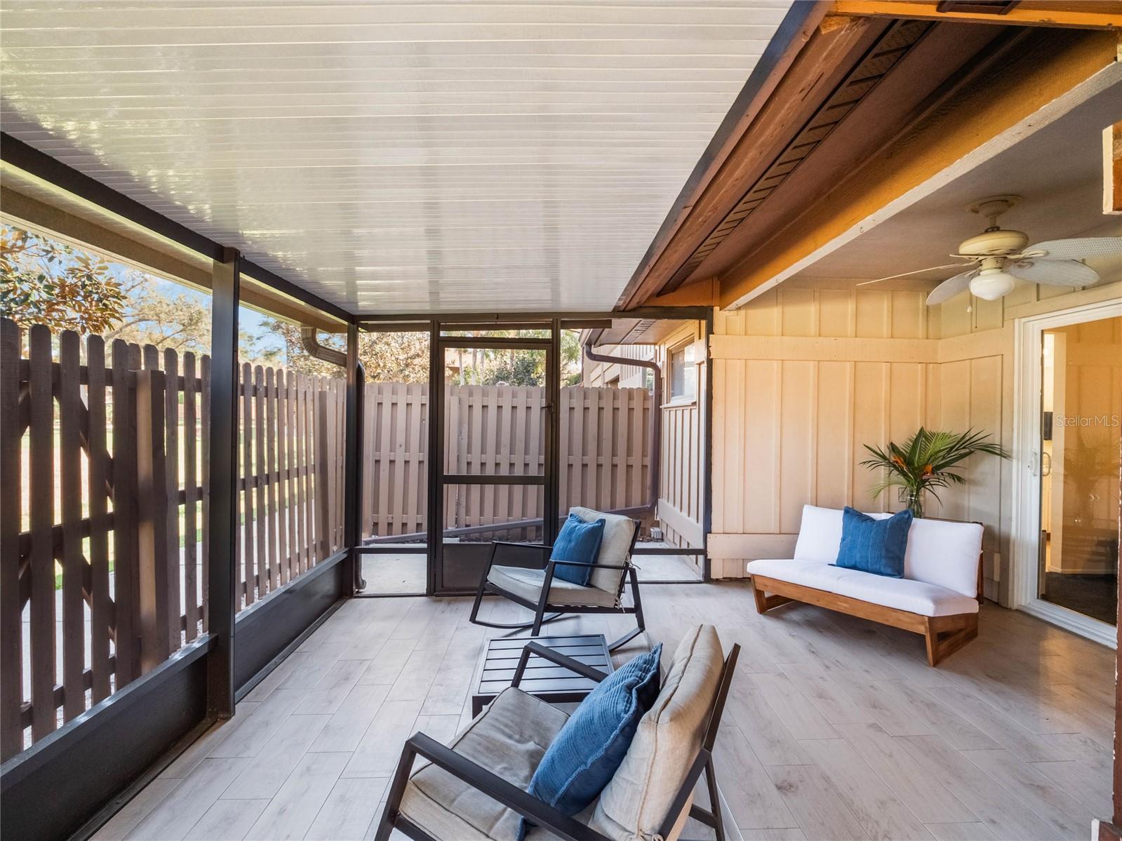 193 HERON BAY CIR #8