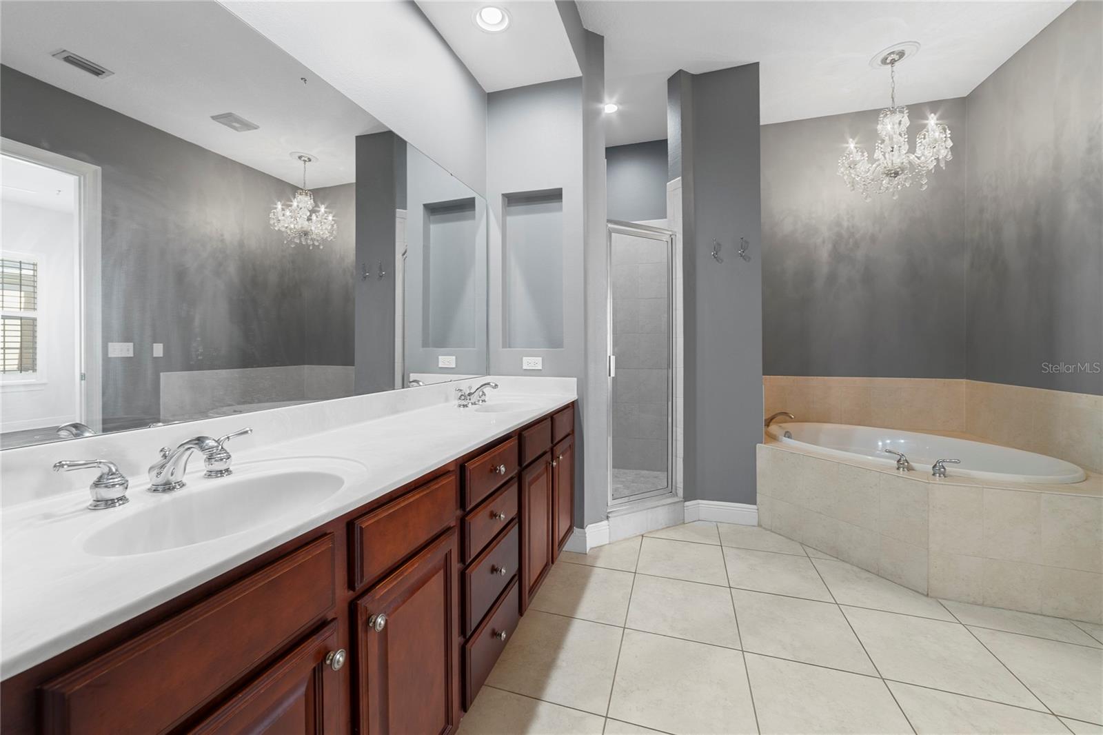 1430 LAKE BALDWIN LN #Unit B