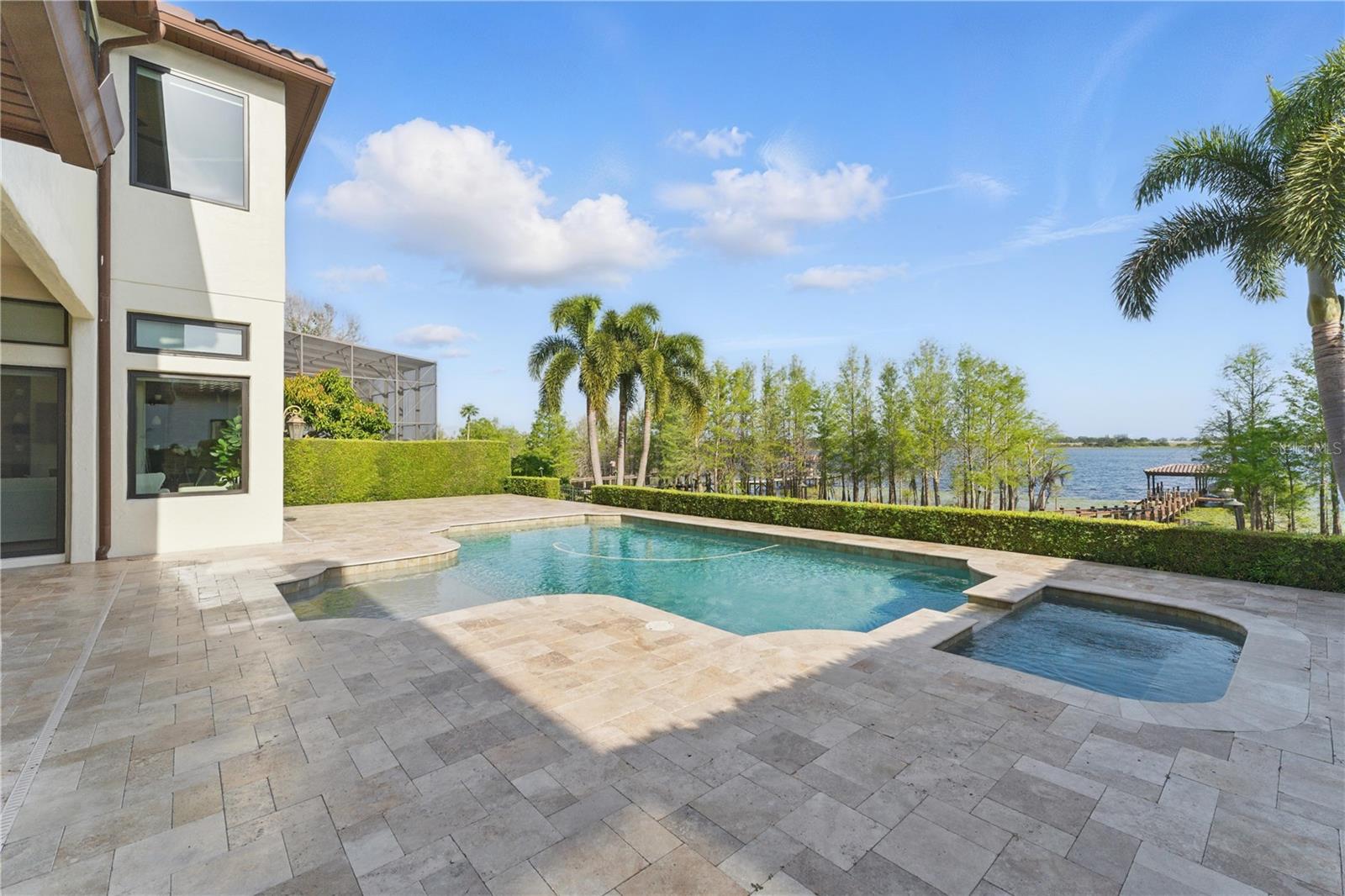 7624 POINTE VENEZIA DR