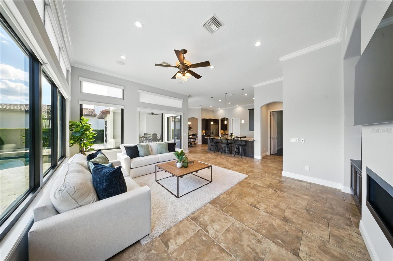 7624 POINTE VENEZIA DR