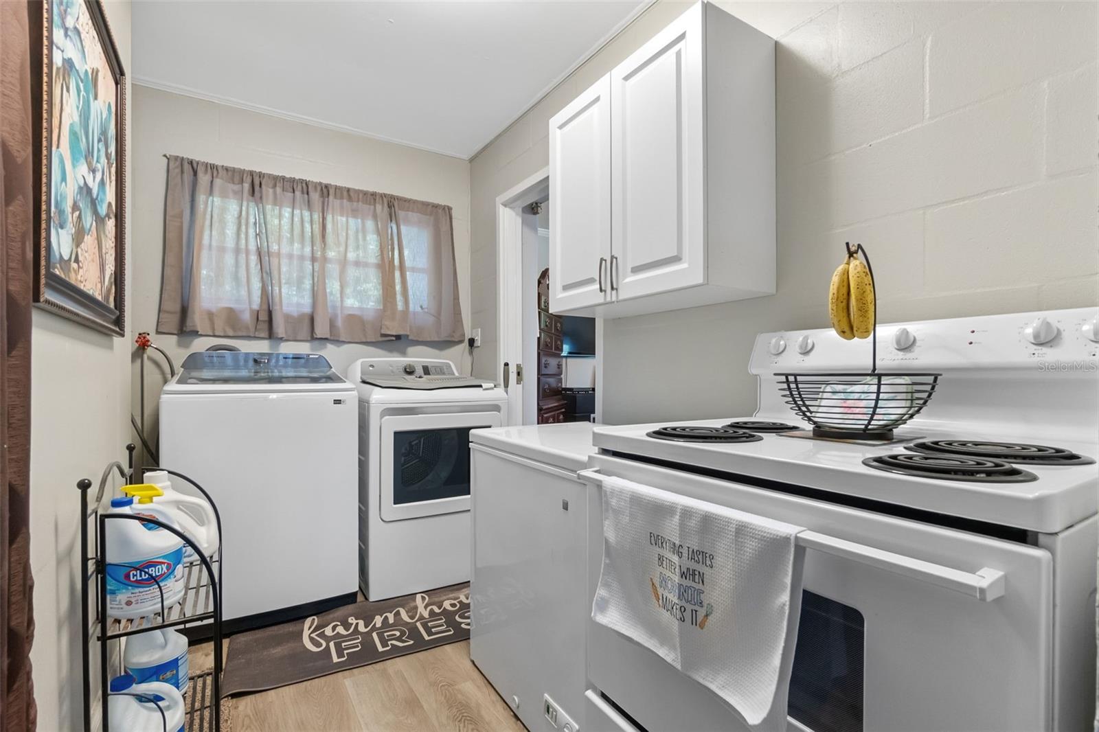 5575 E IRLO BRONSON MEMORIAL HWY