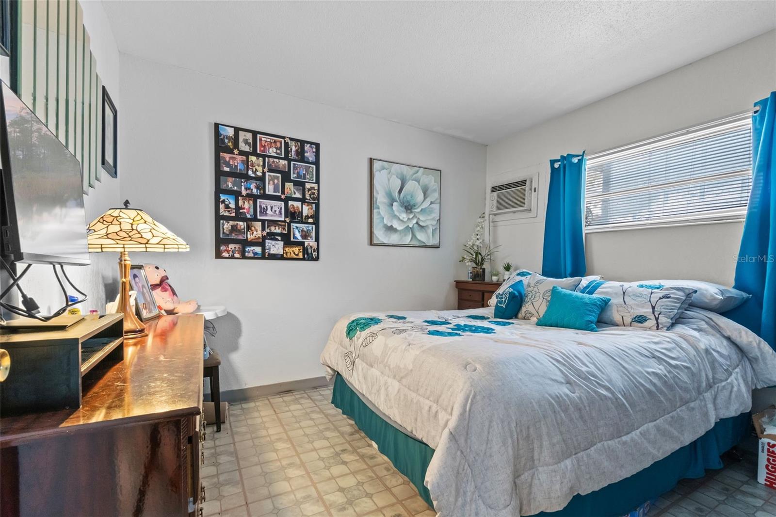 5575 E IRLO BRONSON MEMORIAL HWY