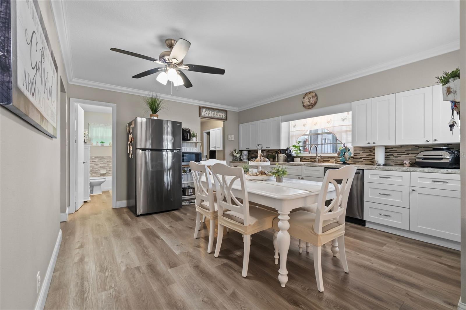 5575 E IRLO BRONSON MEMORIAL HWY
