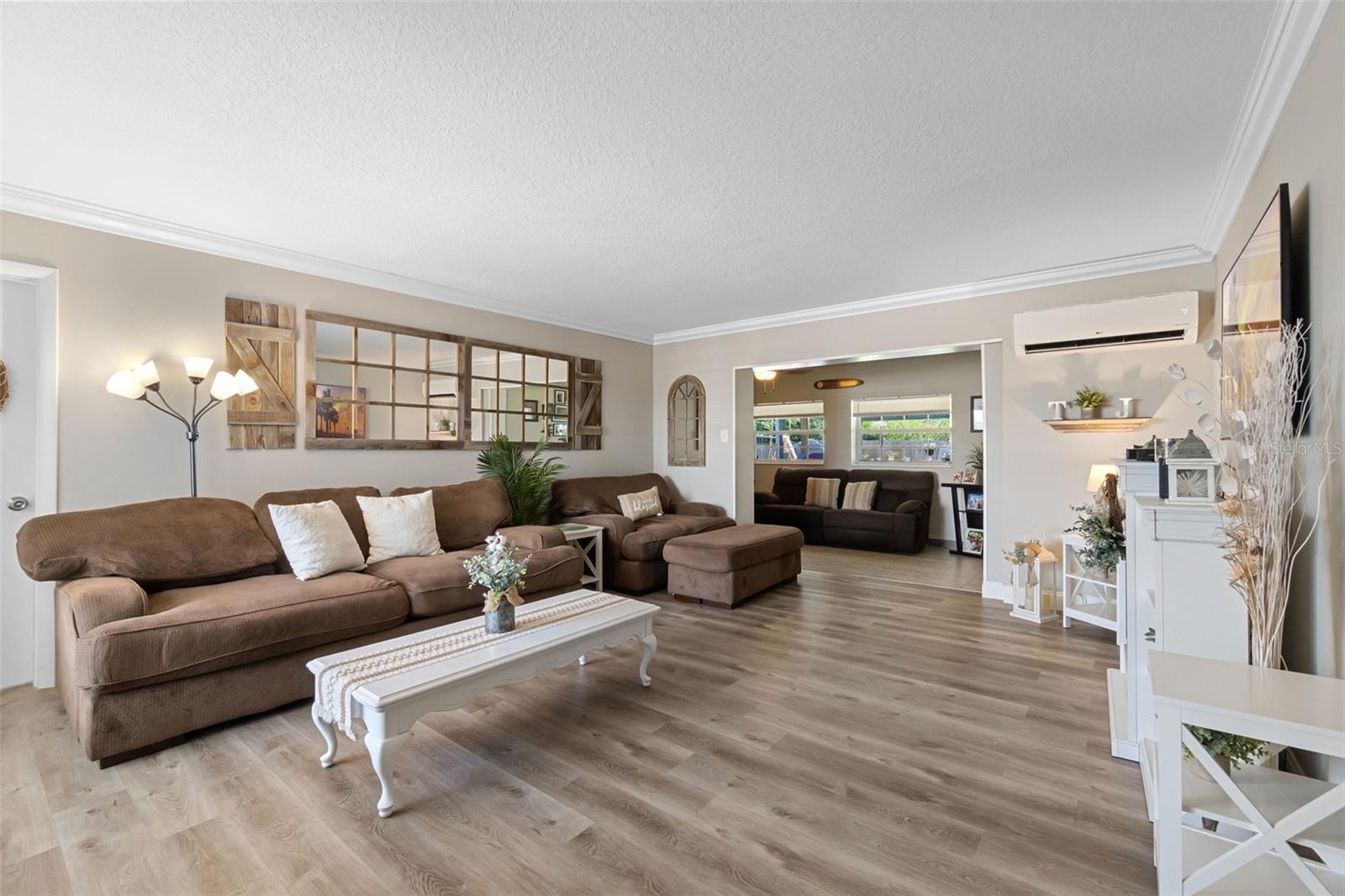 5575 E IRLO BRONSON MEMORIAL HWY