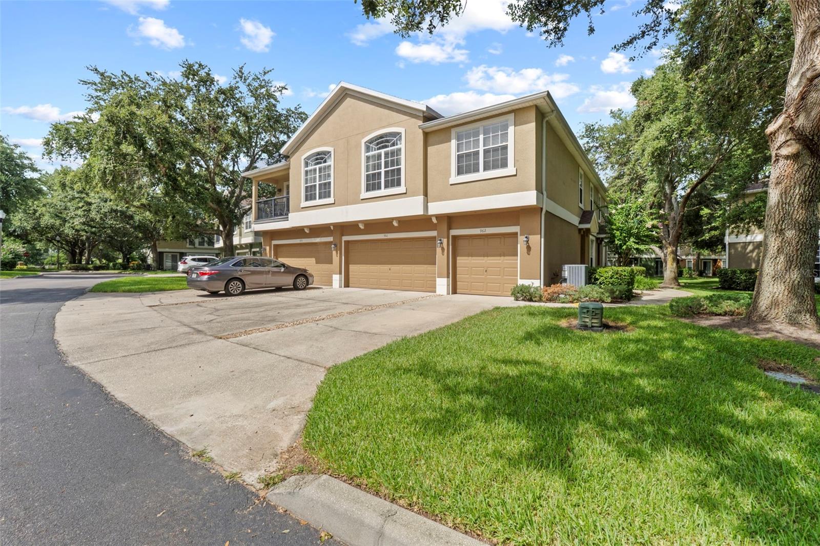 962 ASHWORTH OVERLOOK DR #C