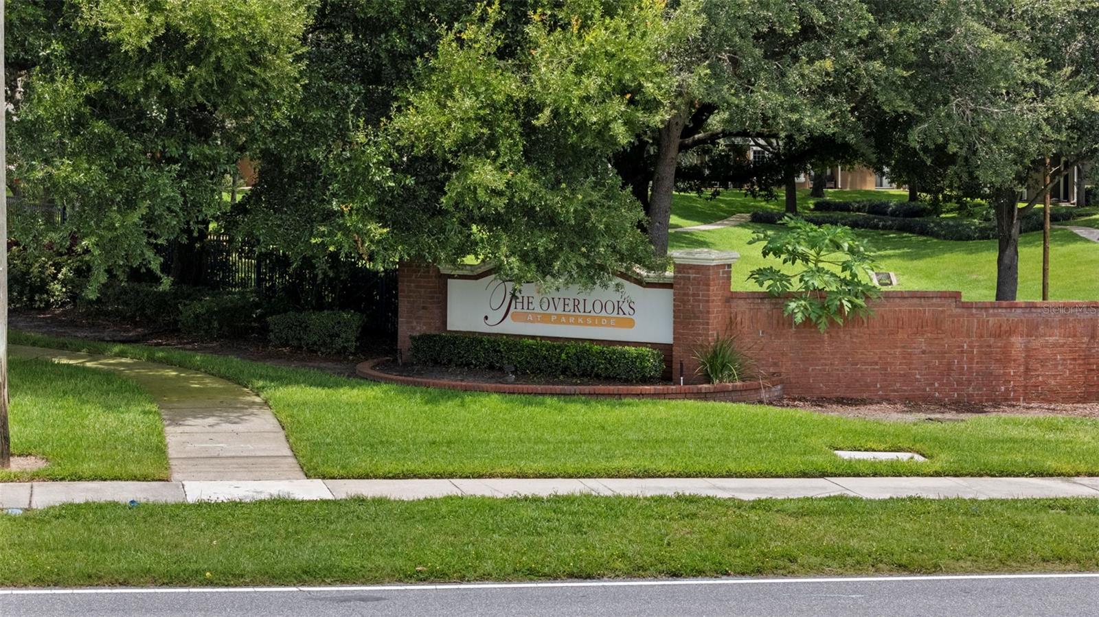 962 ASHWORTH OVERLOOK DR #C