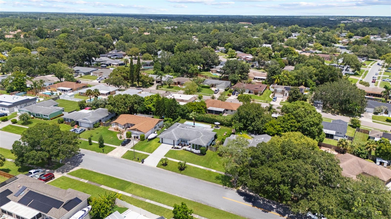 605 SPRING OAKS BLVD