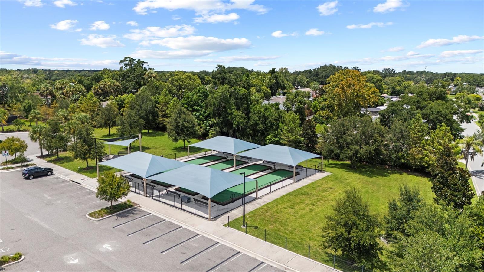 605 SPRING OAKS BLVD