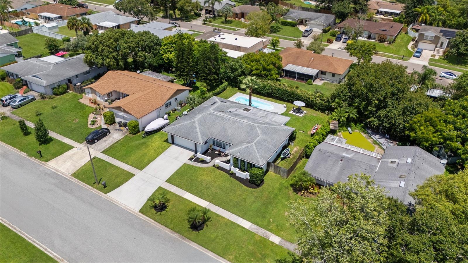 605 SPRING OAKS BLVD