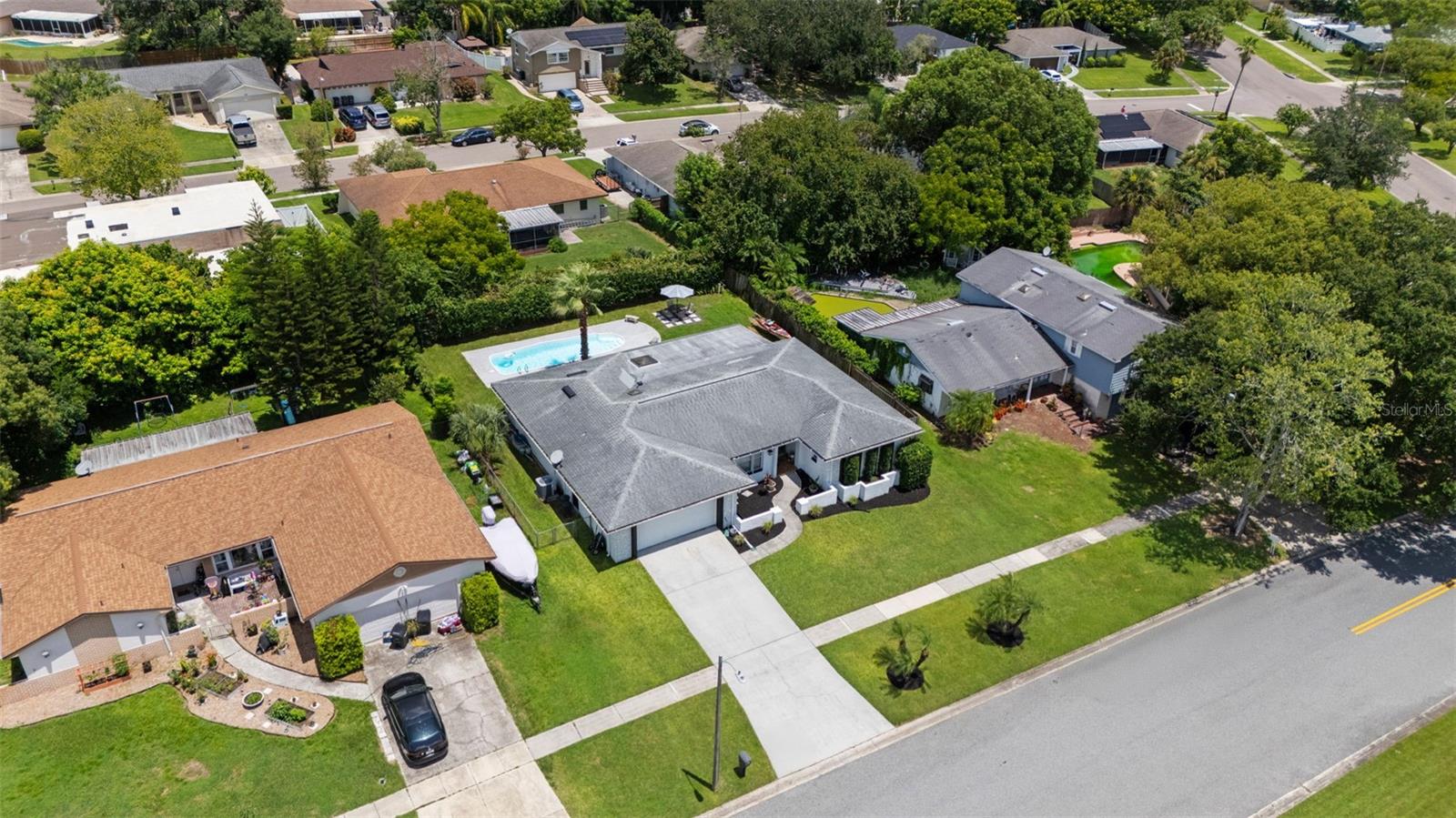 605 SPRING OAKS BLVD