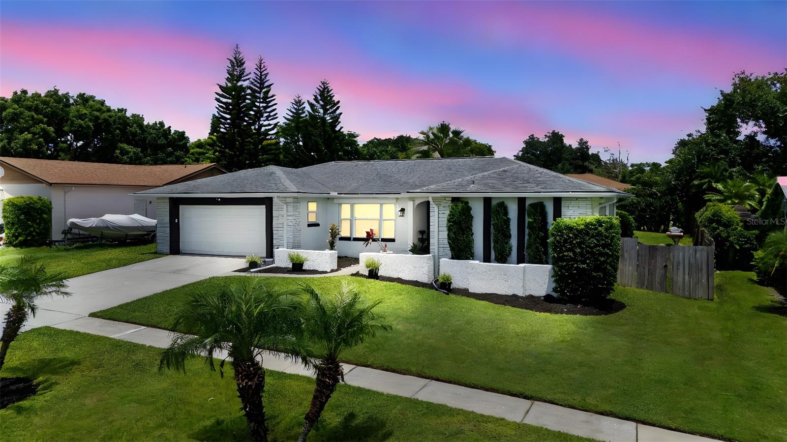 605 SPRING OAKS BLVD