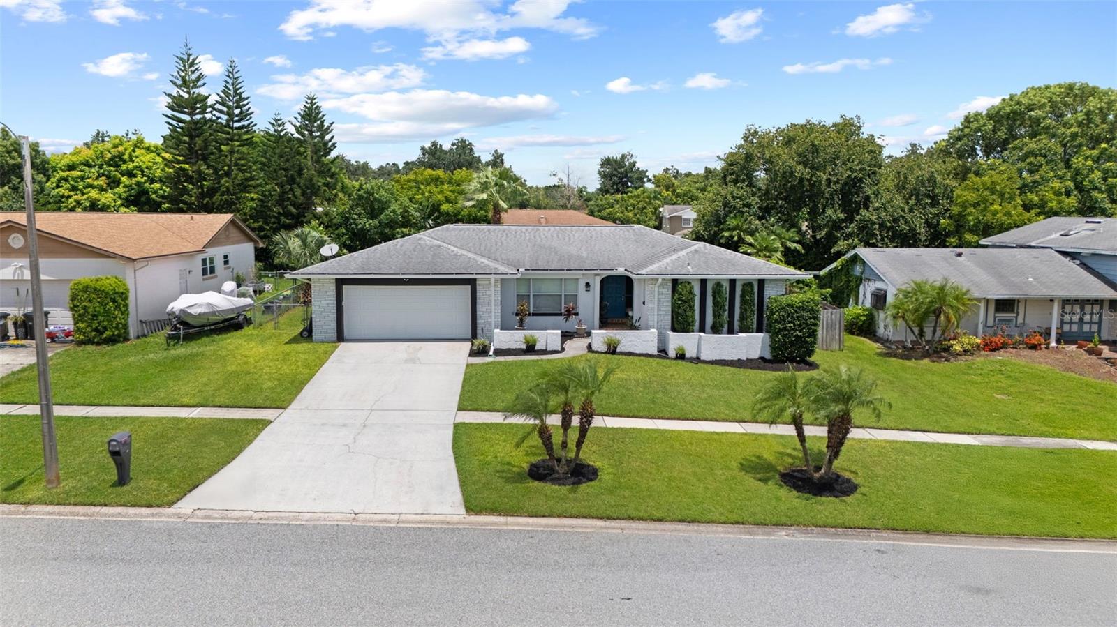 605 SPRING OAKS BLVD