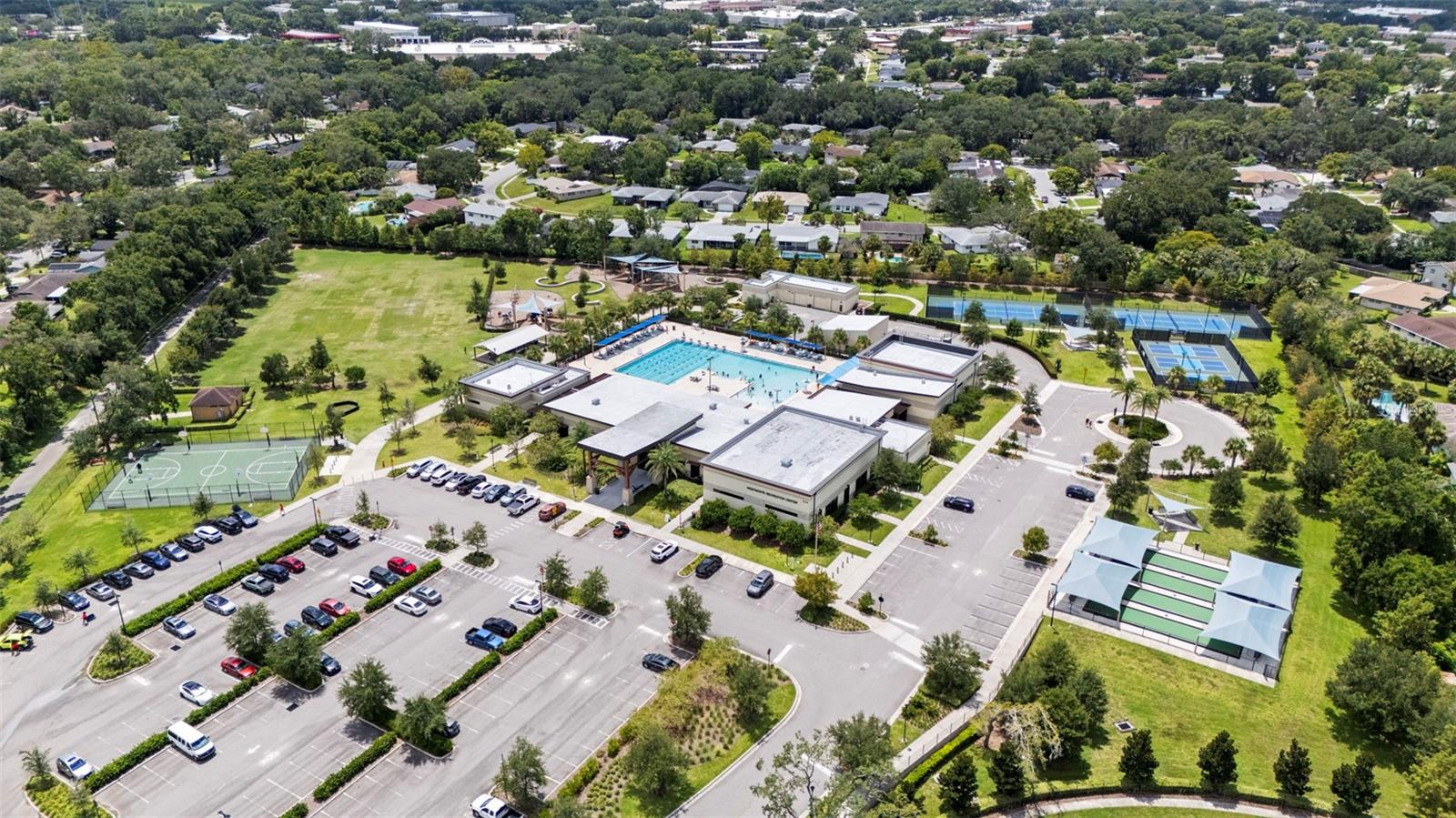 605 SPRING OAKS BLVD