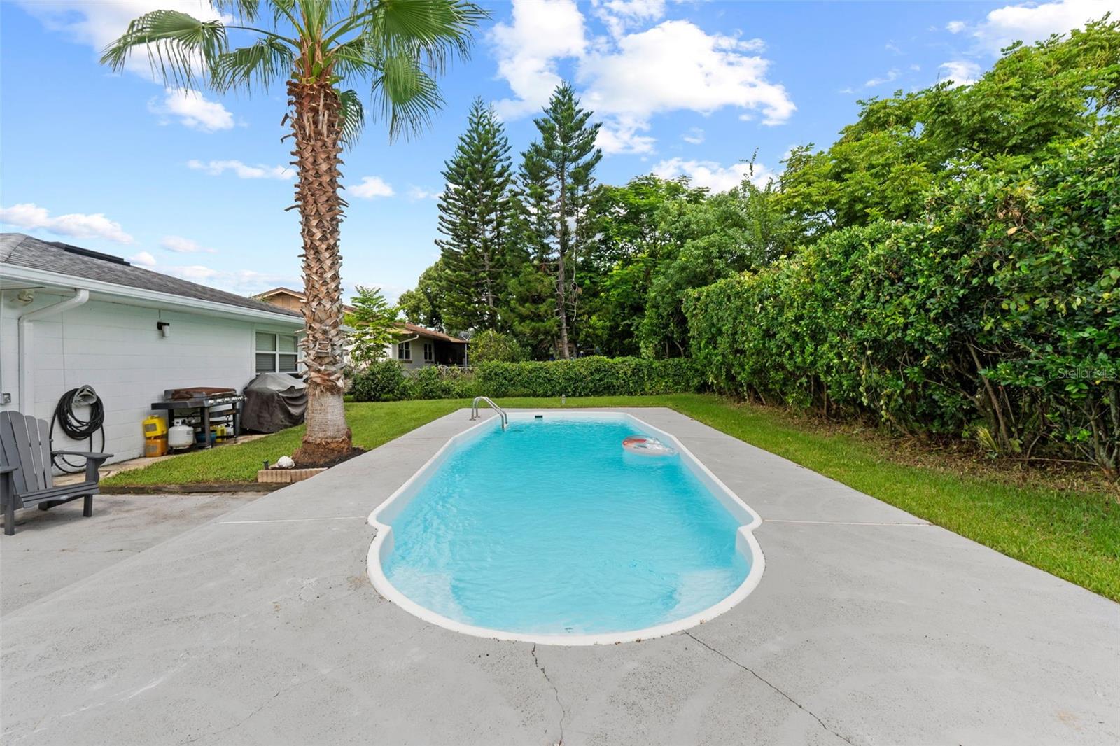 605 SPRING OAKS BLVD