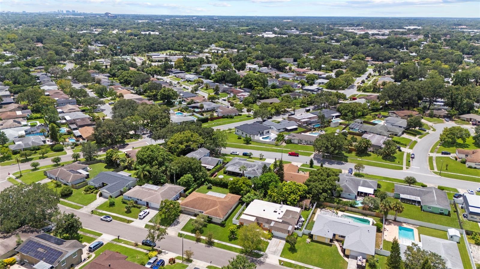 605 SPRING OAKS BLVD