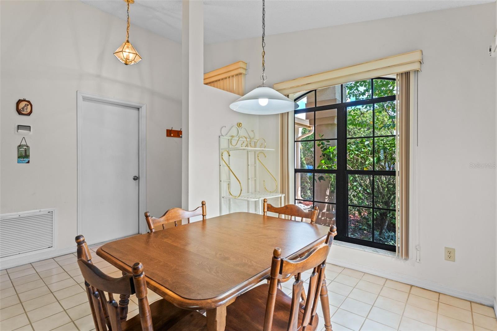 5772 ARNOLD ZLOTOFF DR