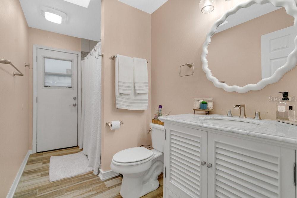 13804 VALLEYBROOKE LN