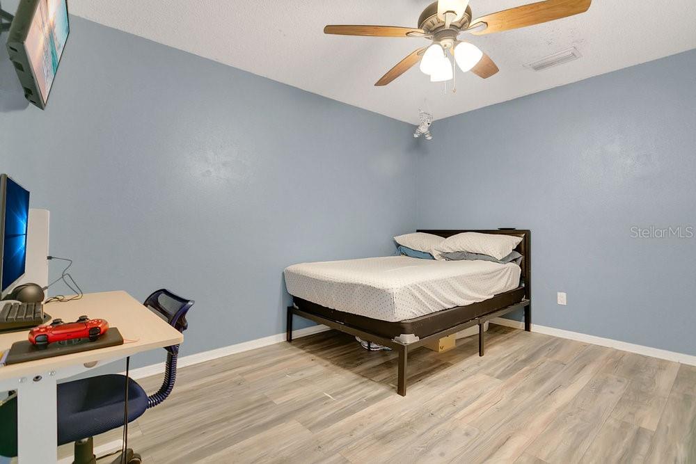 13804 VALLEYBROOKE LN