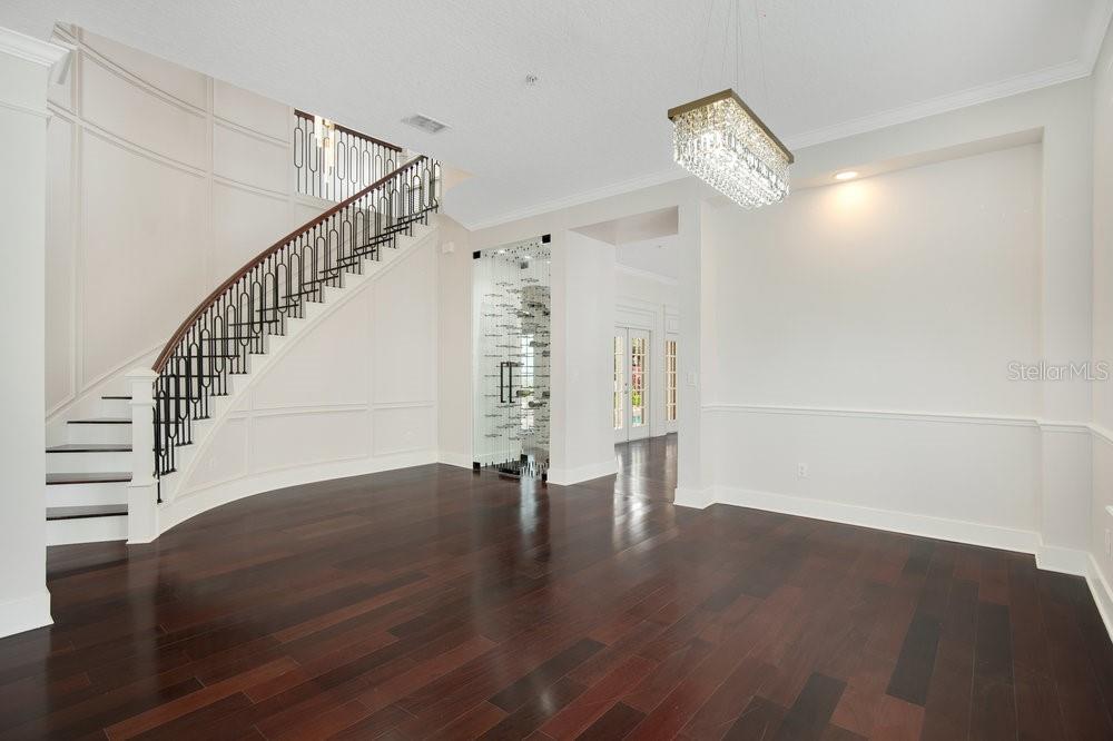 1131 FERN AVE