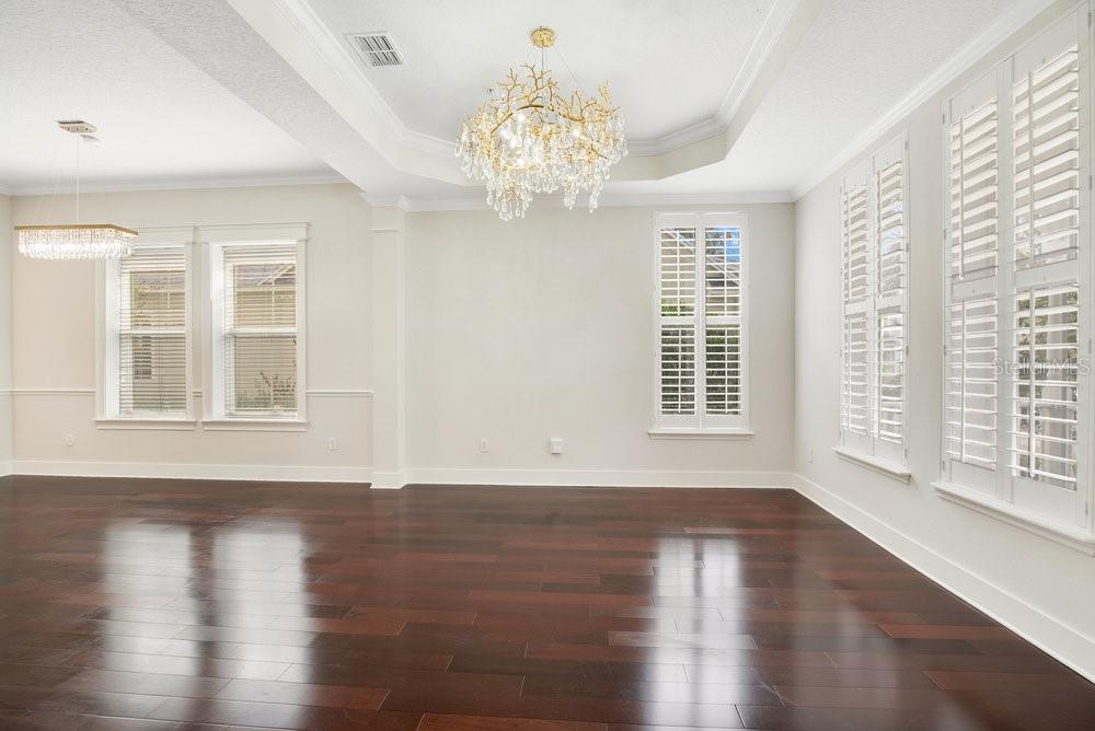 1131 FERN AVE