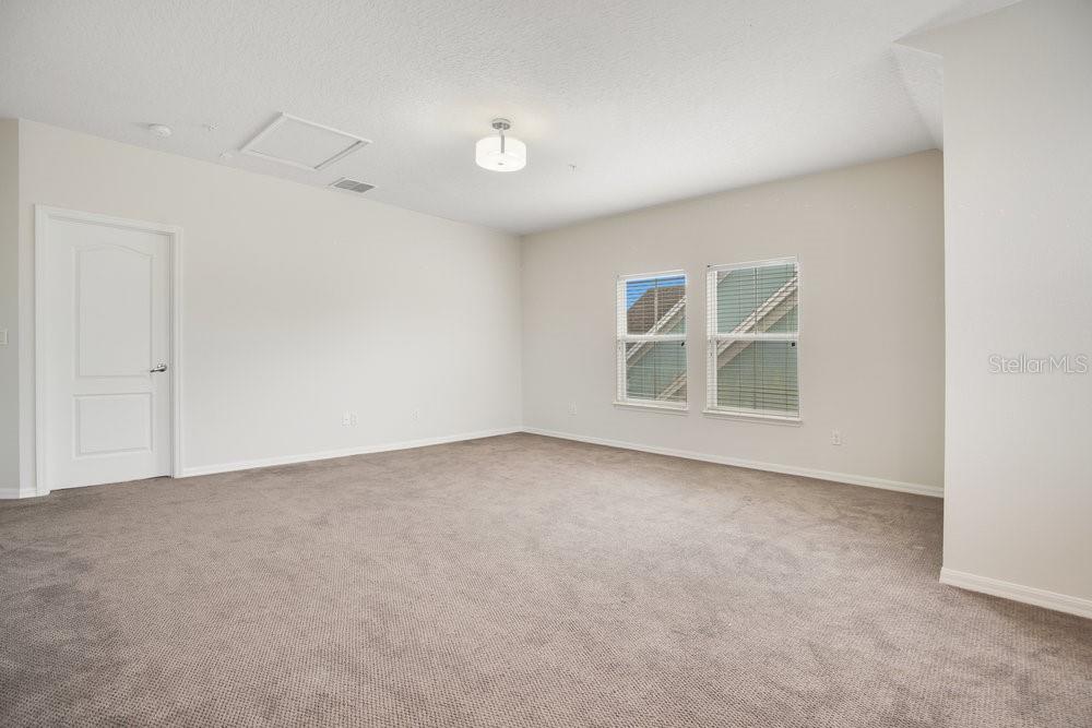 1131 FERN AVE