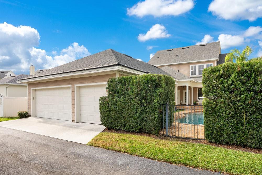 1131 FERN AVE
