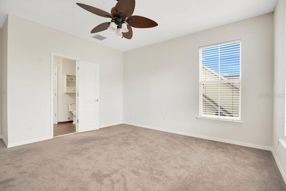 1131 FERN AVE