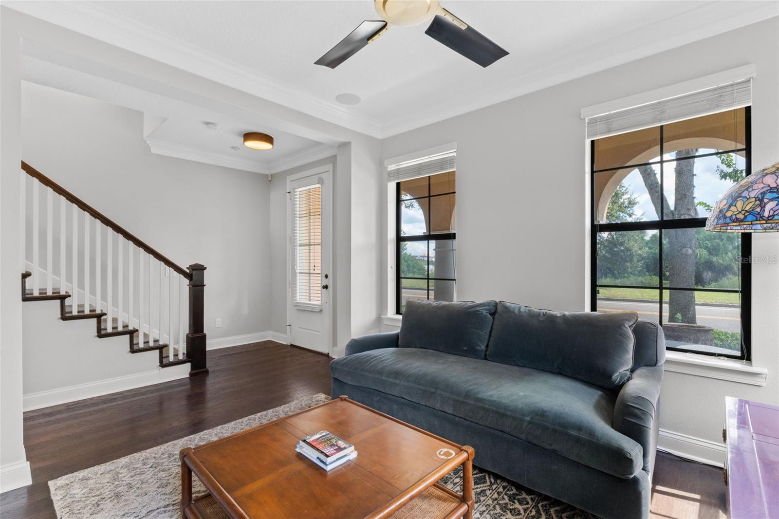 2142 LAKEMONT AVE