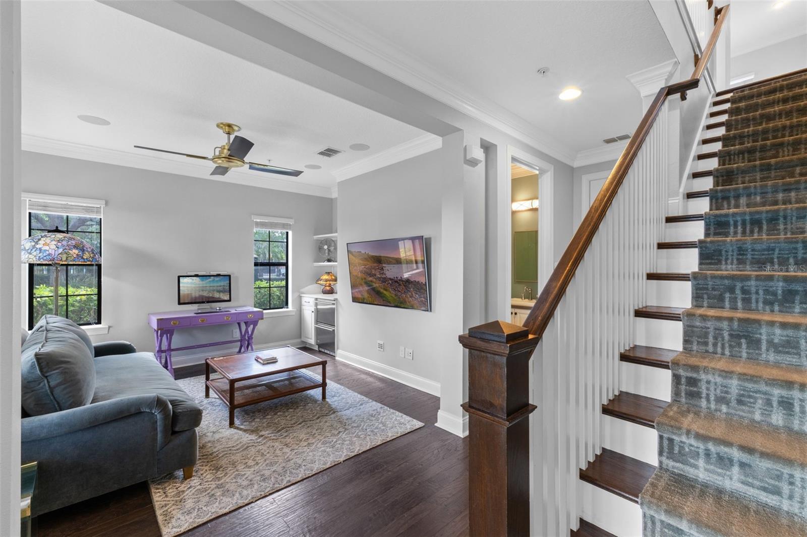 2142 LAKEMONT AVE