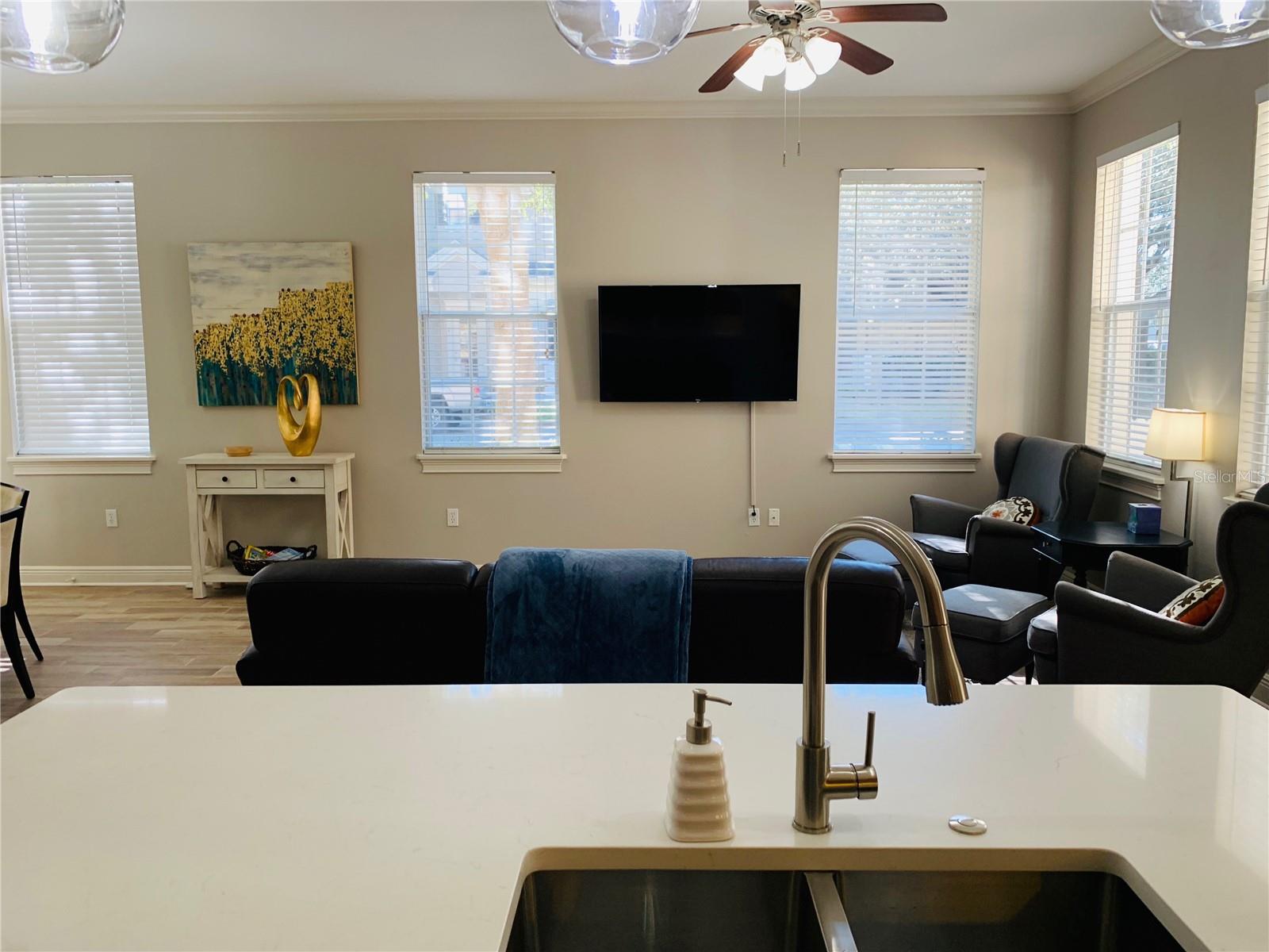 1400 LAKE BALDWIN LN